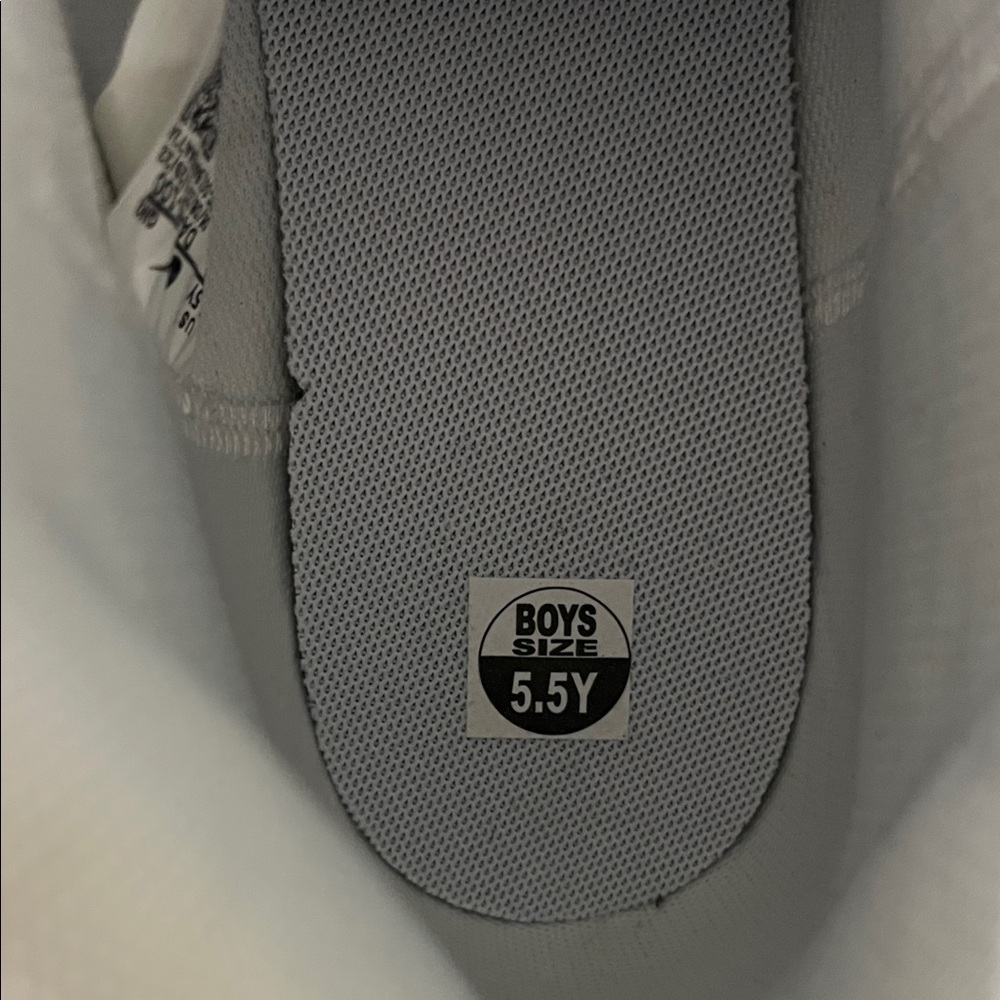 Nike White and Black High-Tops - Picture 9 of 9